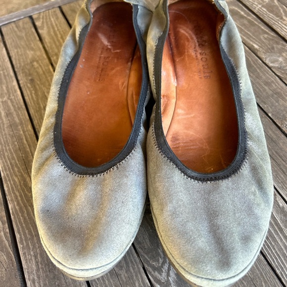 Gentle Souls shoes gray suede ballet flats Sz 8.5. By Kenneth Cole - Picture 2 of 8